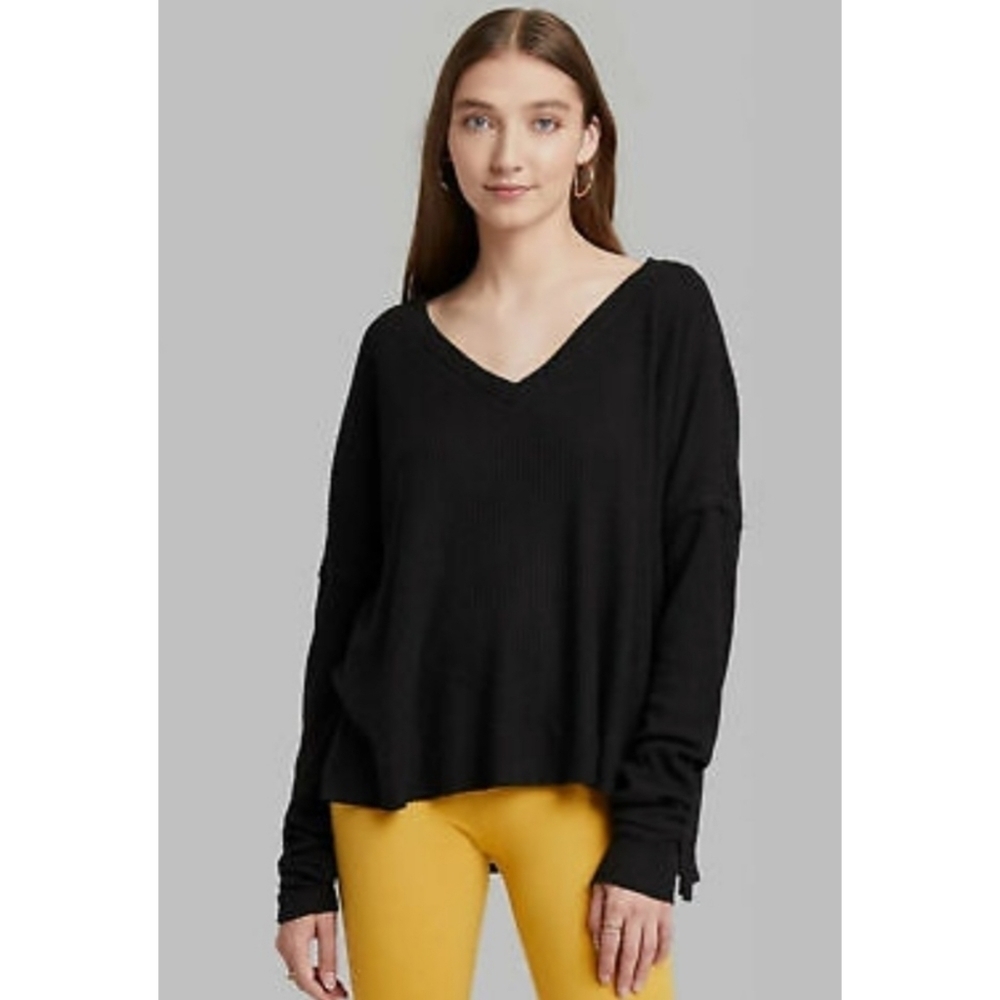 Wild Fable Long Sleeve V-neck Cozy Ribbed Top